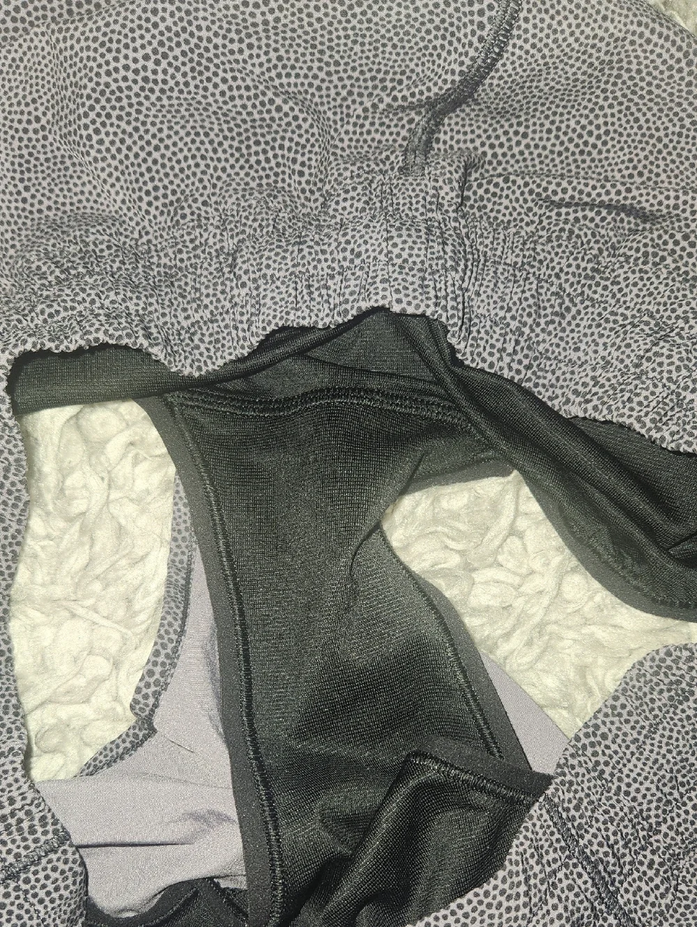 Lululemon Hotty Hot Short II (2.5